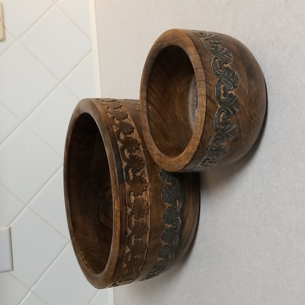2 wooden bowls